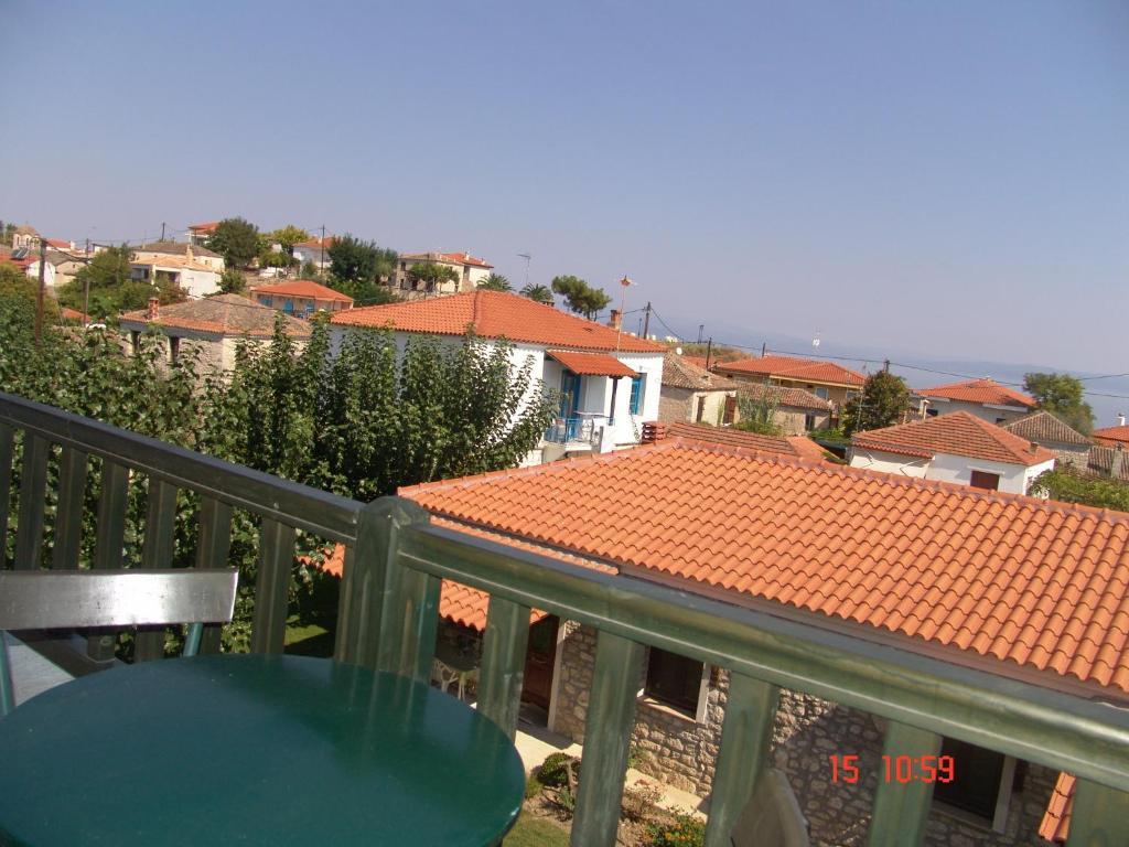 Nikos Apartments Afytos Bagian luar foto