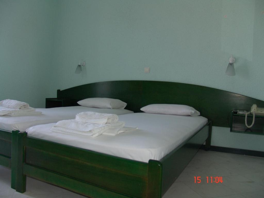 Nikos Apartments Afytos Ruang foto
