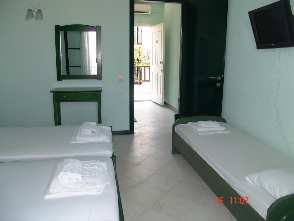Nikos Apartments Afytos Ruang foto