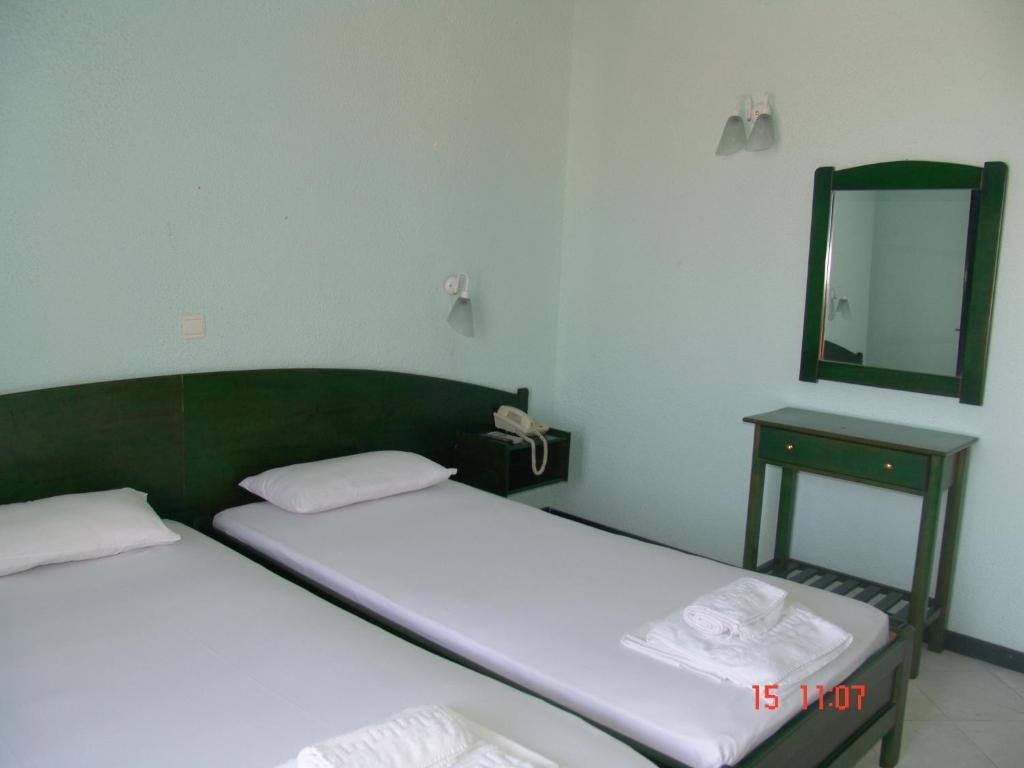 Nikos Apartments Afytos Ruang foto